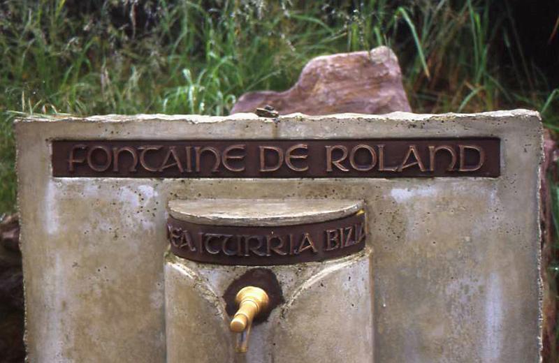 25-La Fontana di Rolando,11 luglio 2007.jpg
